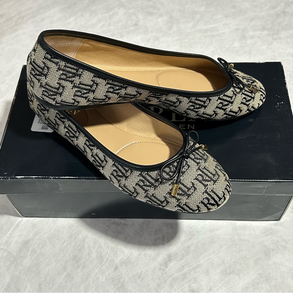 Lauren Ralph Lauren Jayna Mono Ballet Flat 7 NIB